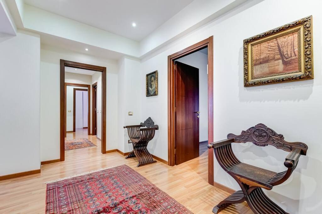 Exclusive Apartment In Eur Lake Rom Exteriör bild