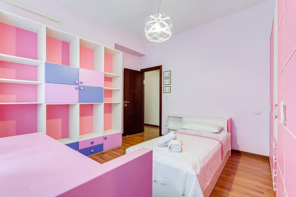 Exclusive Apartment In Eur Lake Rom Exteriör bild
