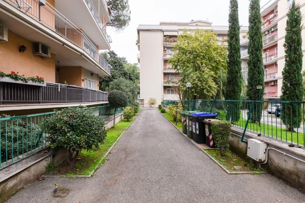 Exclusive Apartment In Eur Lake Rom Exteriör bild