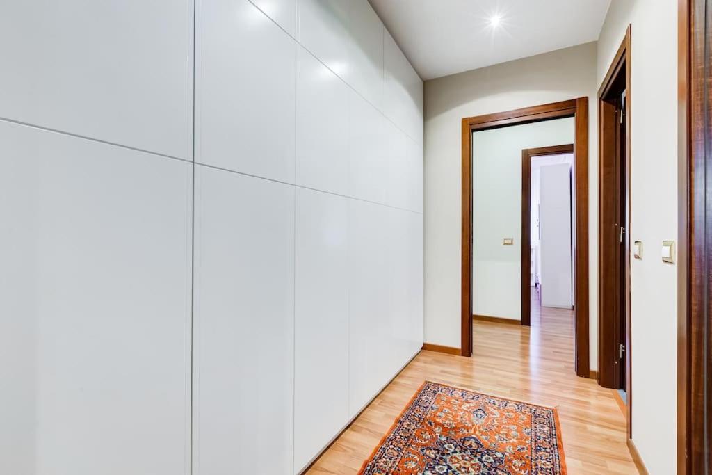 Exclusive Apartment In Eur Lake Rom Exteriör bild