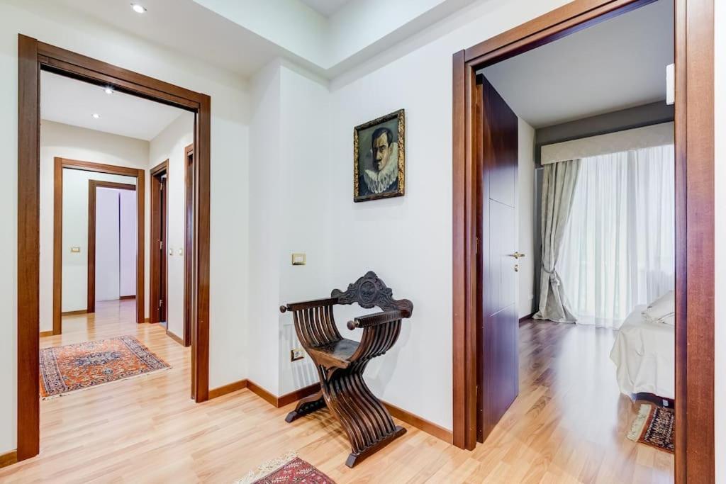Exclusive Apartment In Eur Lake Rom Exteriör bild